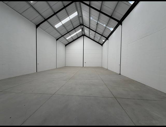 332M² WAREHOUSE TO LET IN FIRGROVE